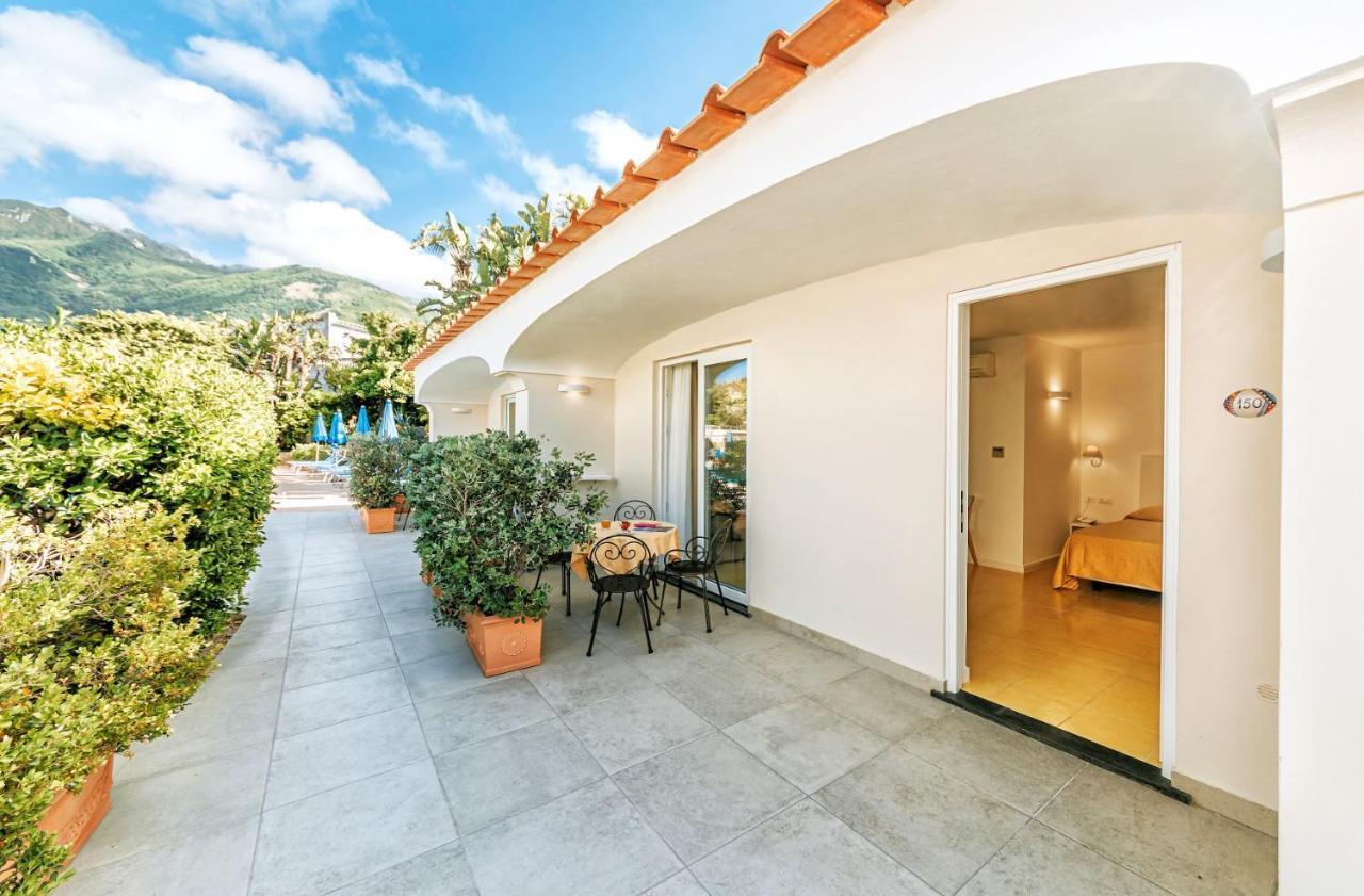Le Canne Family Resort & Spa Forio  Екстер'єр фото
